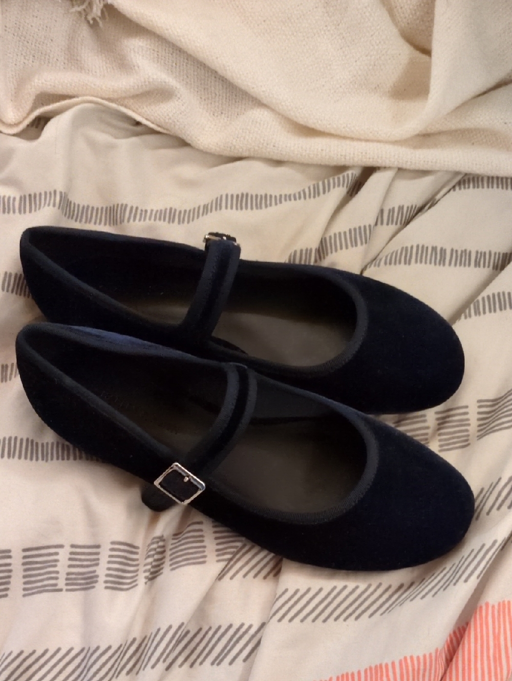 Charles & Keith Navy Mary Jane Velvet Flats